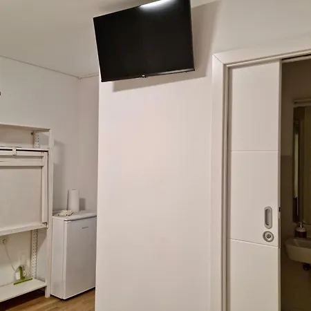 Appartement Studio Apartment Zara *