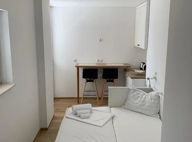 Studio Apartment Zara Апартаменты